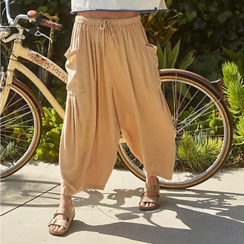 FREE PEOPLE - Quinn Pants size Small - BNWT